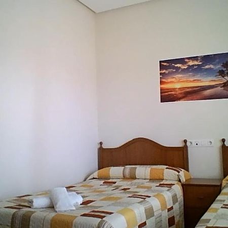 Hostal Restaurante Galicia Villardefrades Εξωτερικό φωτογραφία