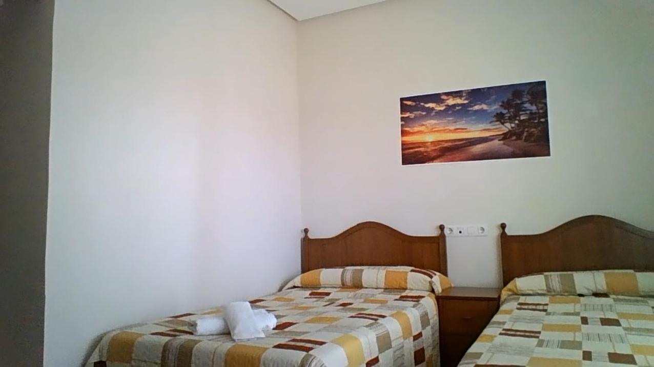 Hostal Restaurante Galicia Villardefrades Εξωτερικό φωτογραφία